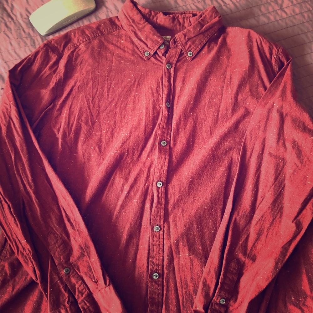 EUC really nice men’s button up shirt